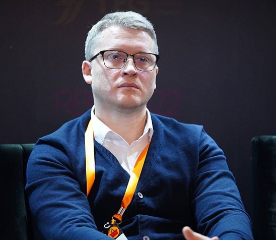 Интервью с Александром Дворским, управляющим директором «Совкомбанка» на полях XXII Ежегодного бизнес-саммита розничной индустрии Retail Business Russia 2022